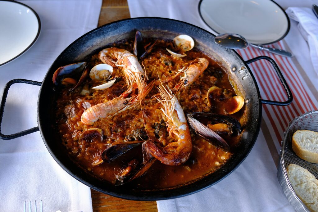 preparación de paella